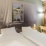 Hotel Bordeaux Est 3 Etoiles 3*