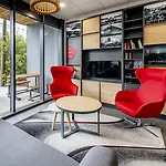 Bordeaux Est 3 Etoiles Hotel