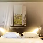 Bordeaux Est 3 Etoiles 3* Tresses