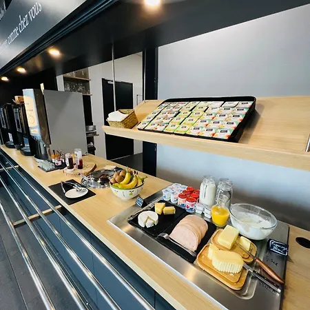 Bordeaux Est 3 Etoiles Hotel 3*