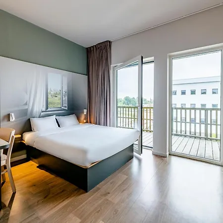 Bordeaux Est 3 Etoiles 3* Tresses
