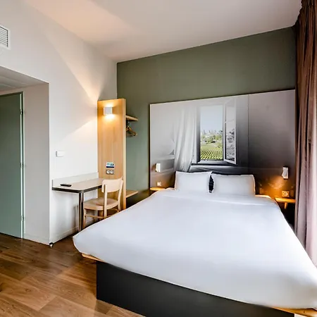 Bordeaux Est 3 Etoiles Tresses