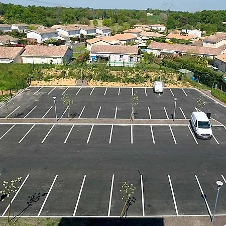 Bordeaux Est 3 Etoiles Hotel