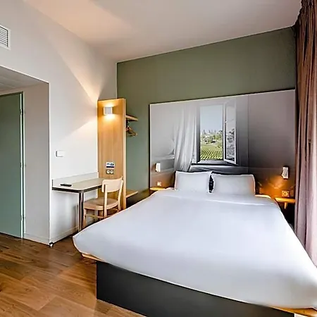 Hotel Bordeaux Est 3 Etoiles