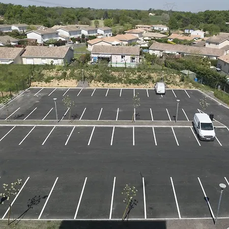 Bordeaux Est 3 Etoiles 3* Tresses