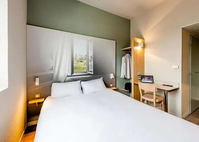 Hotel Bordeaux Est 3 Etoiles 3*