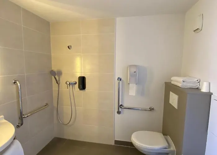 Bordeaux Est 3 Etoiles Tresses