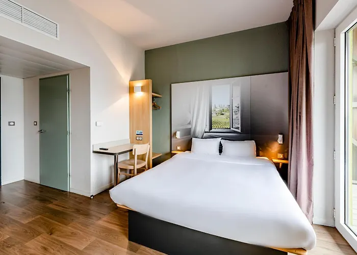 Bordeaux Est 3 Etoiles Tresses