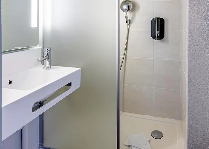 Hotel Bordeaux Est 3 Etoiles Tresses