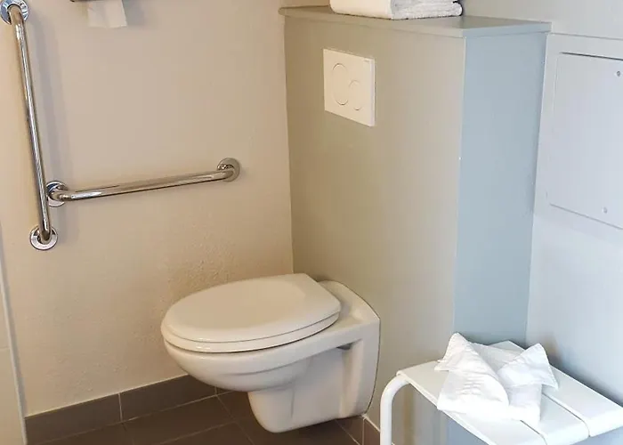 Bordeaux Est 3 Etoiles Hotel Tresses