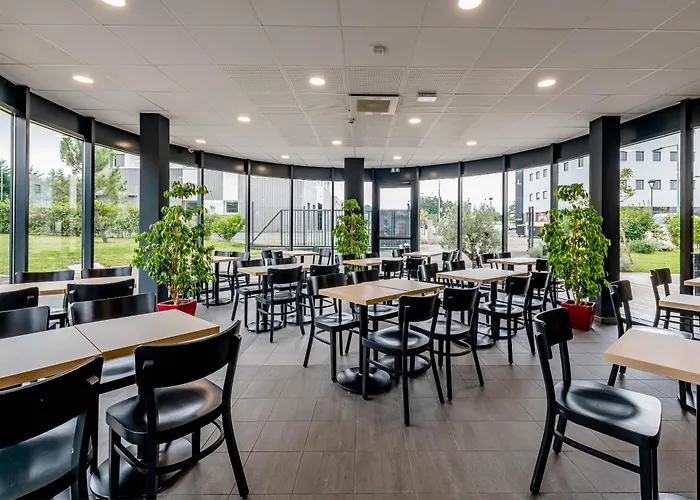 Bordeaux Est 3 étoiles Tresses