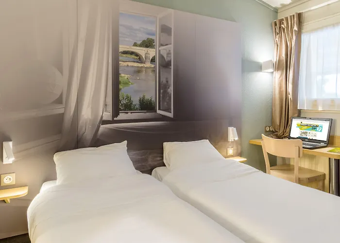Hotel Bordeaux Est 3 Etoiles 3*