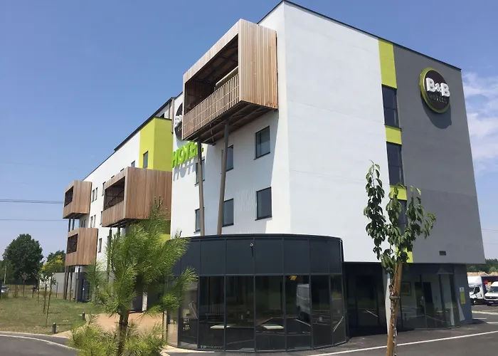 Bordeaux Est 3 étoiles Tresses